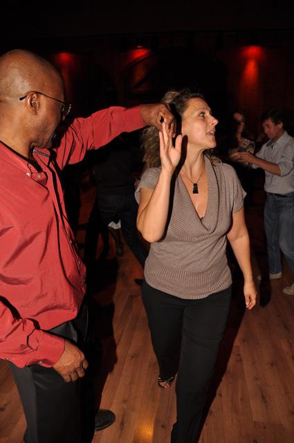 min 2012 10 14 station danse 094